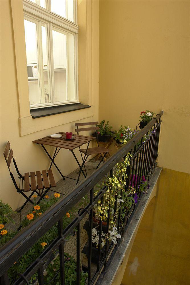 Old Town - Dusni Apartamento *