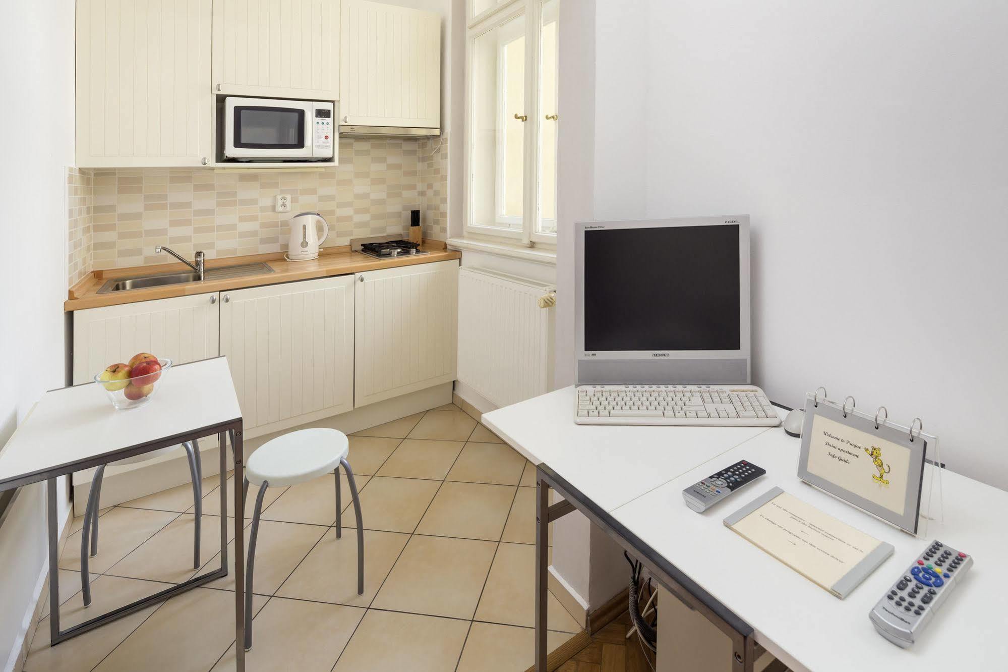 Old Town - Dusni Apartamento *
